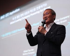 SK On CEO Emphasizes Future of Battery Industry and Talent Development During Special Lecture at KAIST