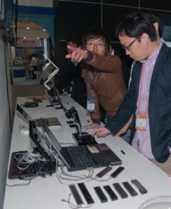 KES 2011 - Next-gen Touch Input Device with Z Touch