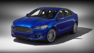 Ford Unveils New Hybrid Cars at Seoul Motor Show